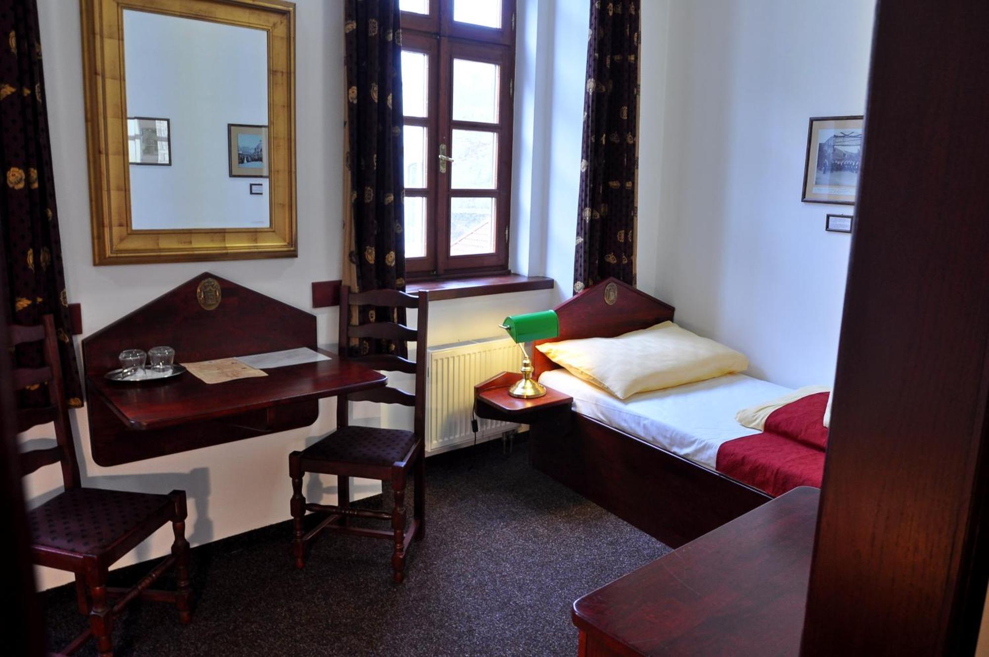 Hotel St Florian Loket Buitenkant foto