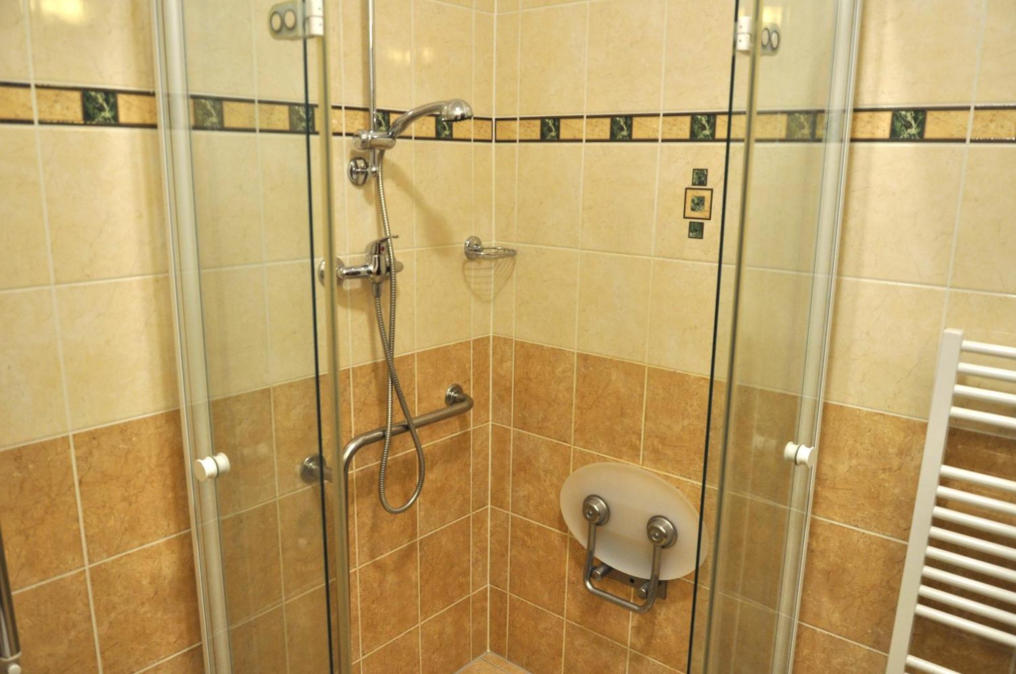 Hotel St Florian Loket Kamer foto