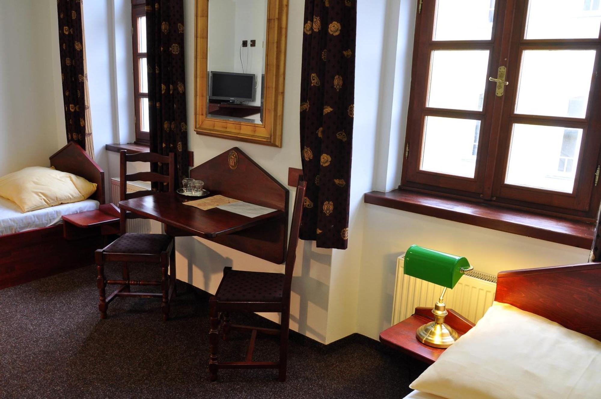 Hotel St Florian Loket Buitenkant foto