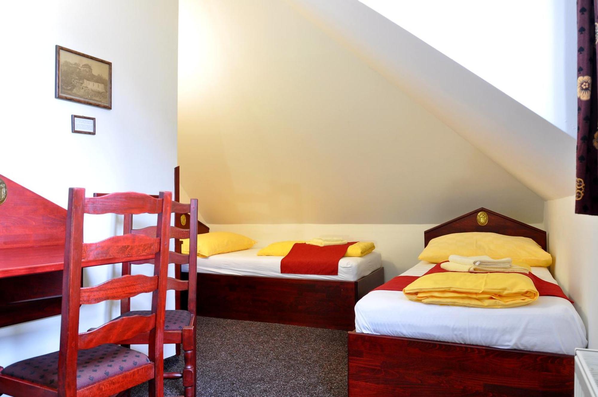 Hotel St Florian Loket Kamer foto