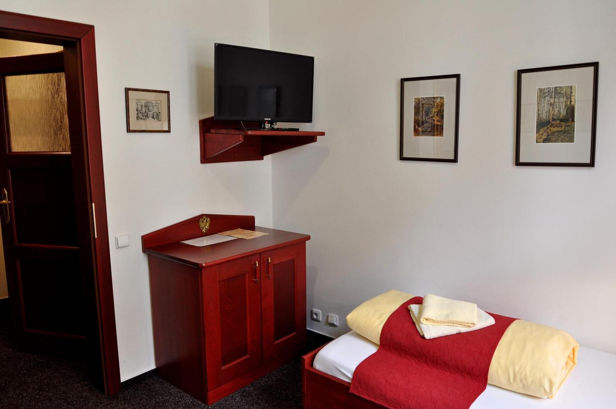 Hotel St Florian Loket Kamer foto