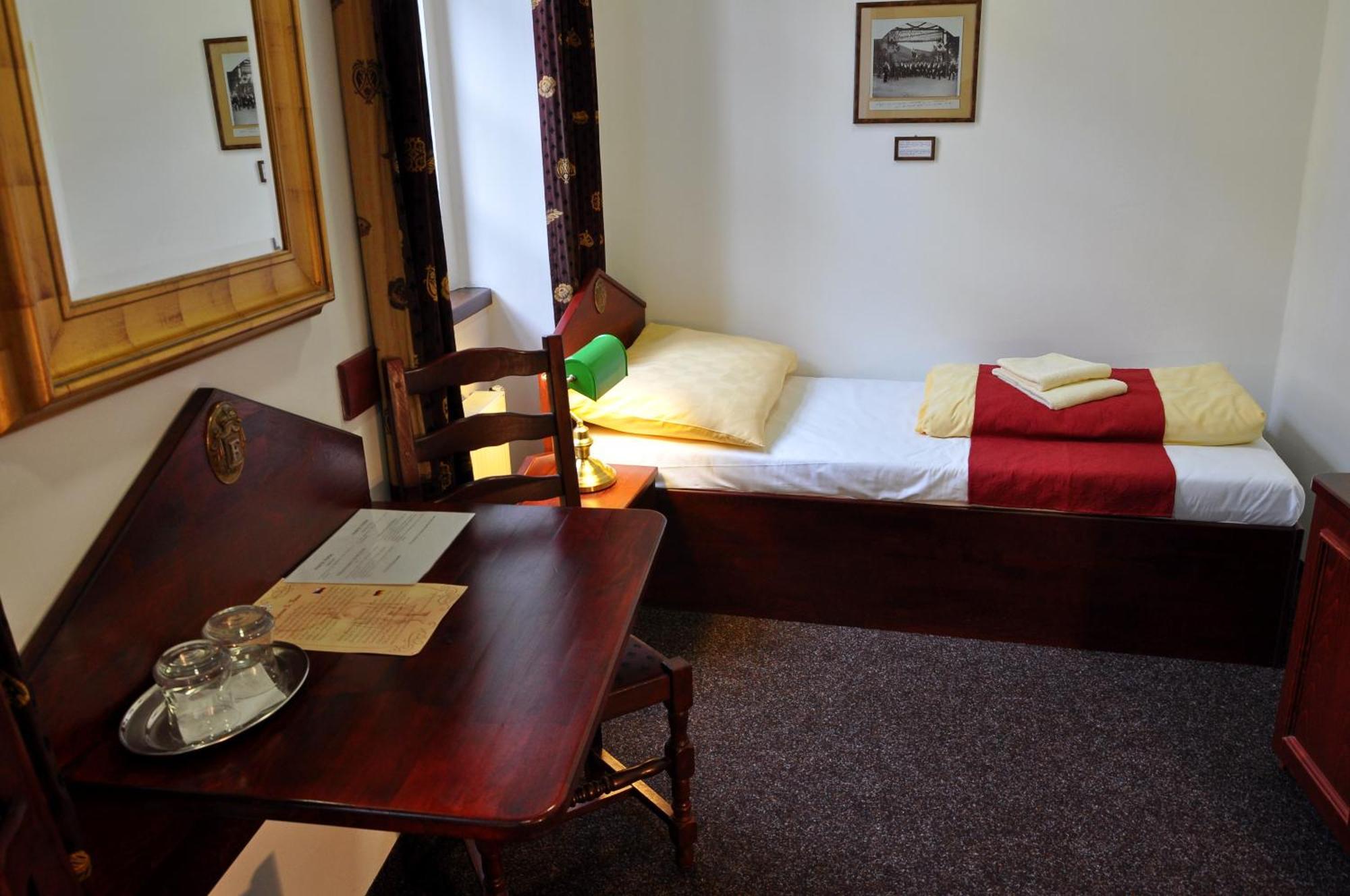 Hotel St Florian Loket Kamer foto